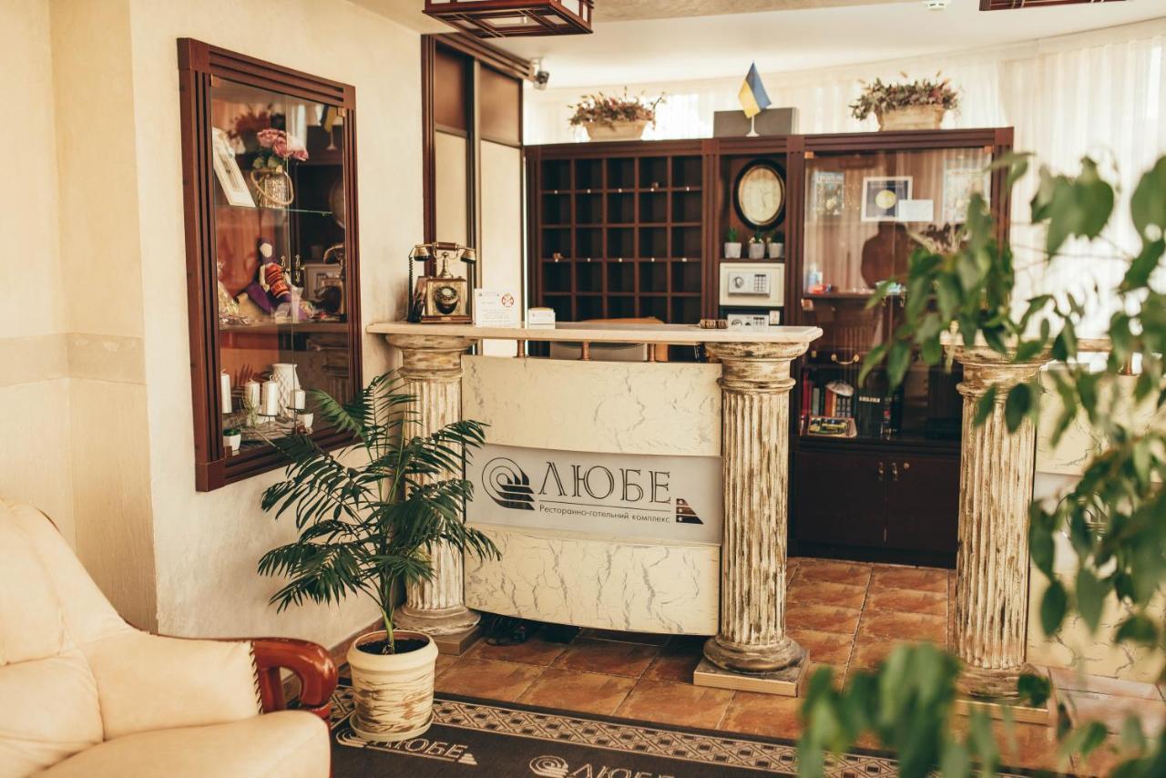 Hotel-Restaurant Lyube Plus Khmelʼnytsʼkyy Εξωτερικό φωτογραφία